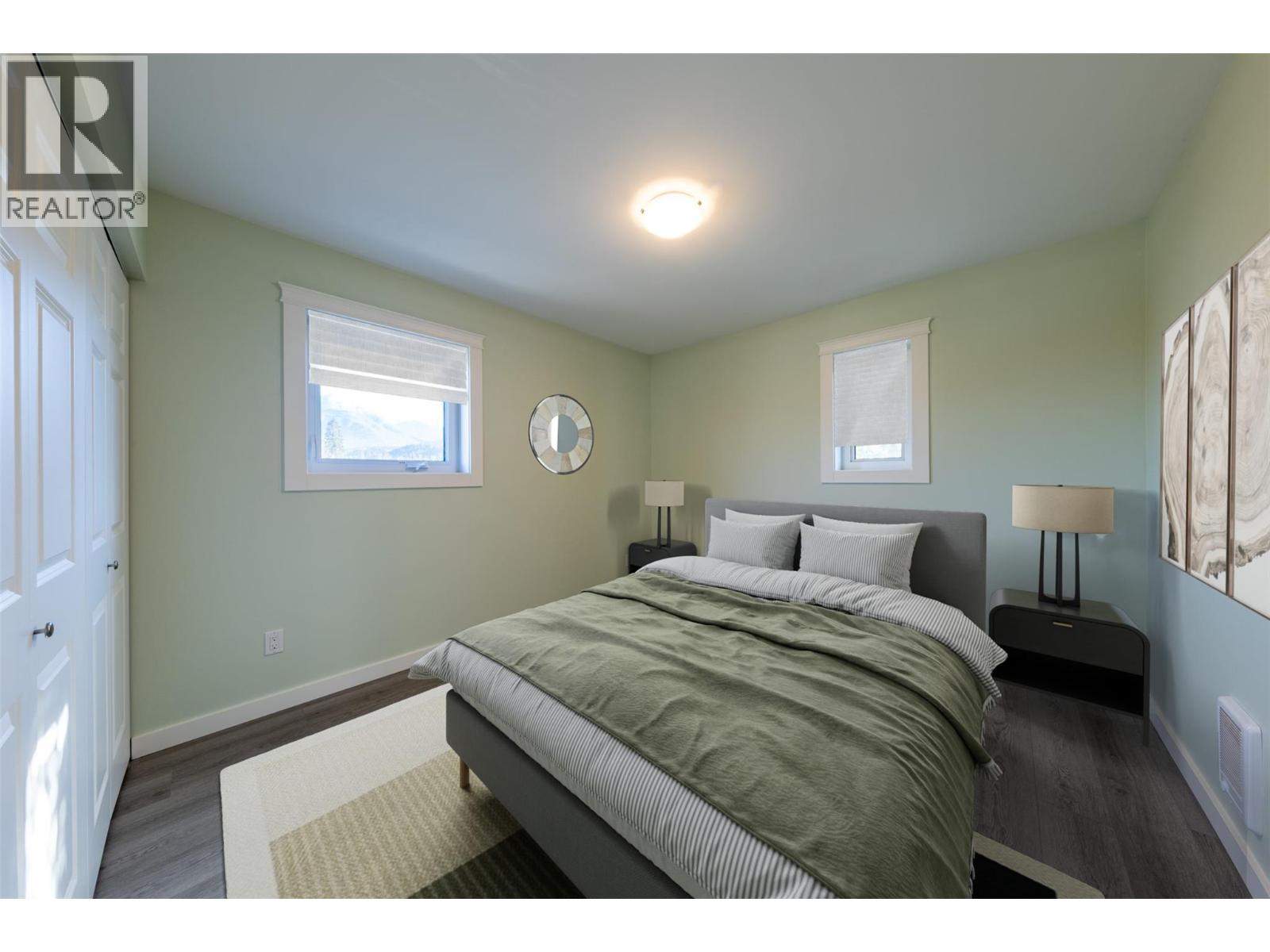 615 9TH STREET S - 41