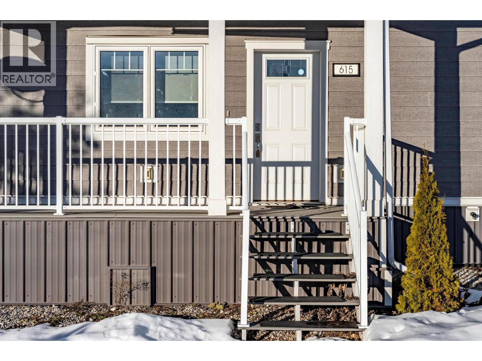 615 9TH STREET S - 82