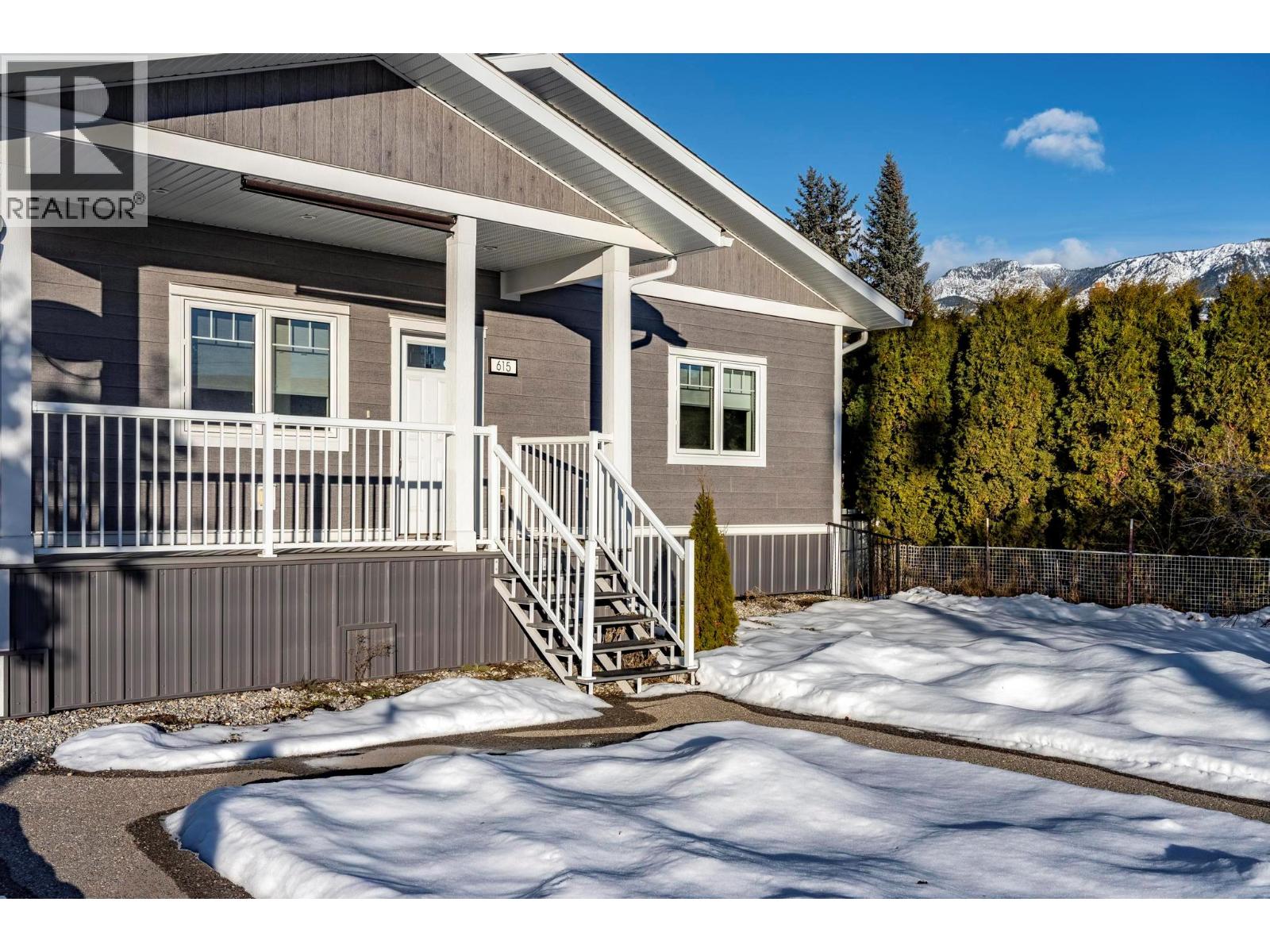 615 9TH STREET S - 83