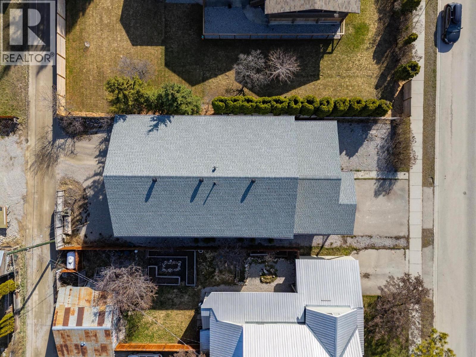 615 9TH STREET S - 72