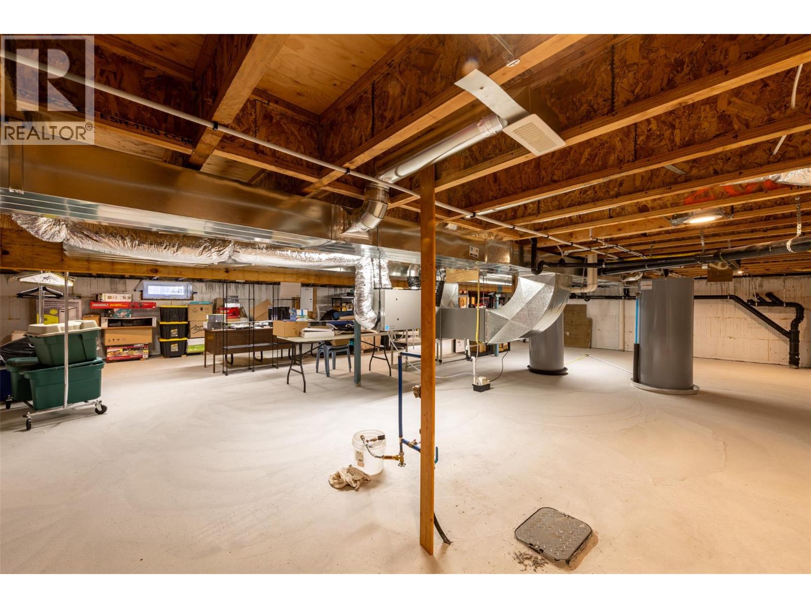 615 9TH STREET S - 64