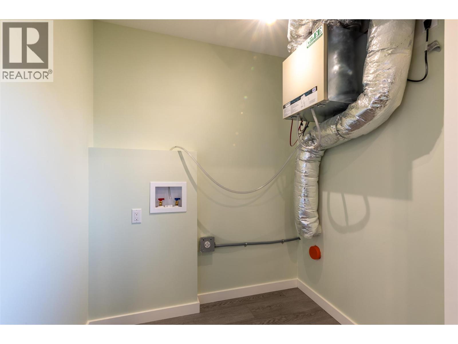 615 9TH STREET S - 47