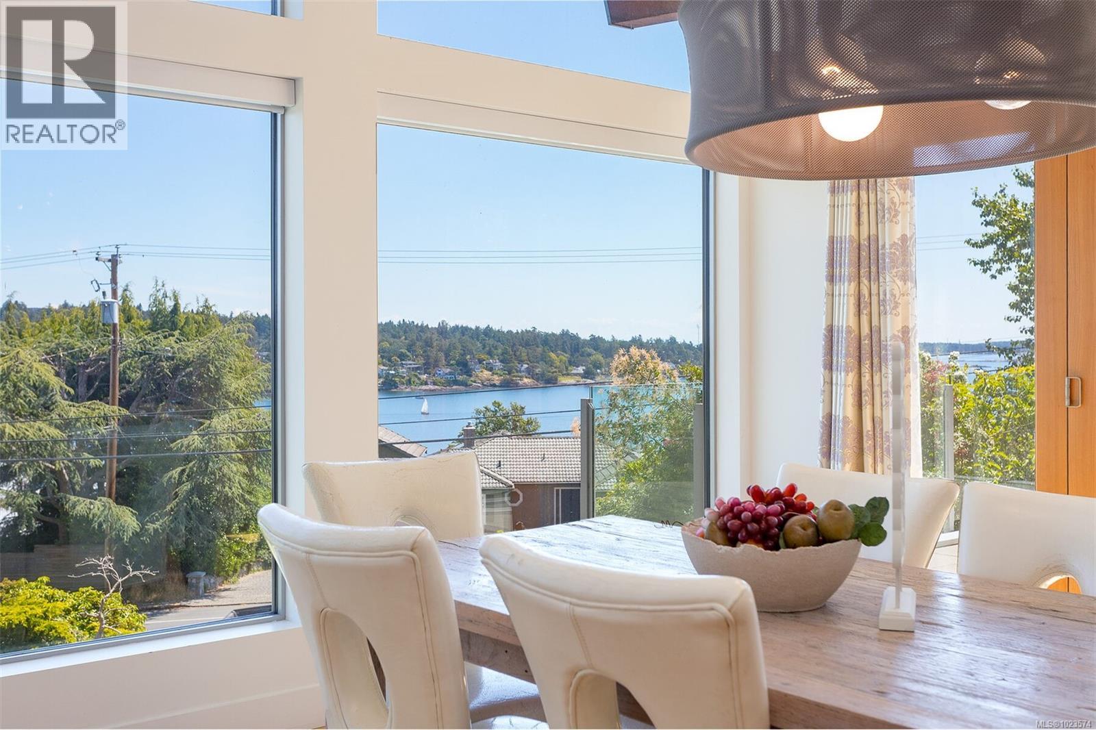  2597 Vista Bay Road, Saanich