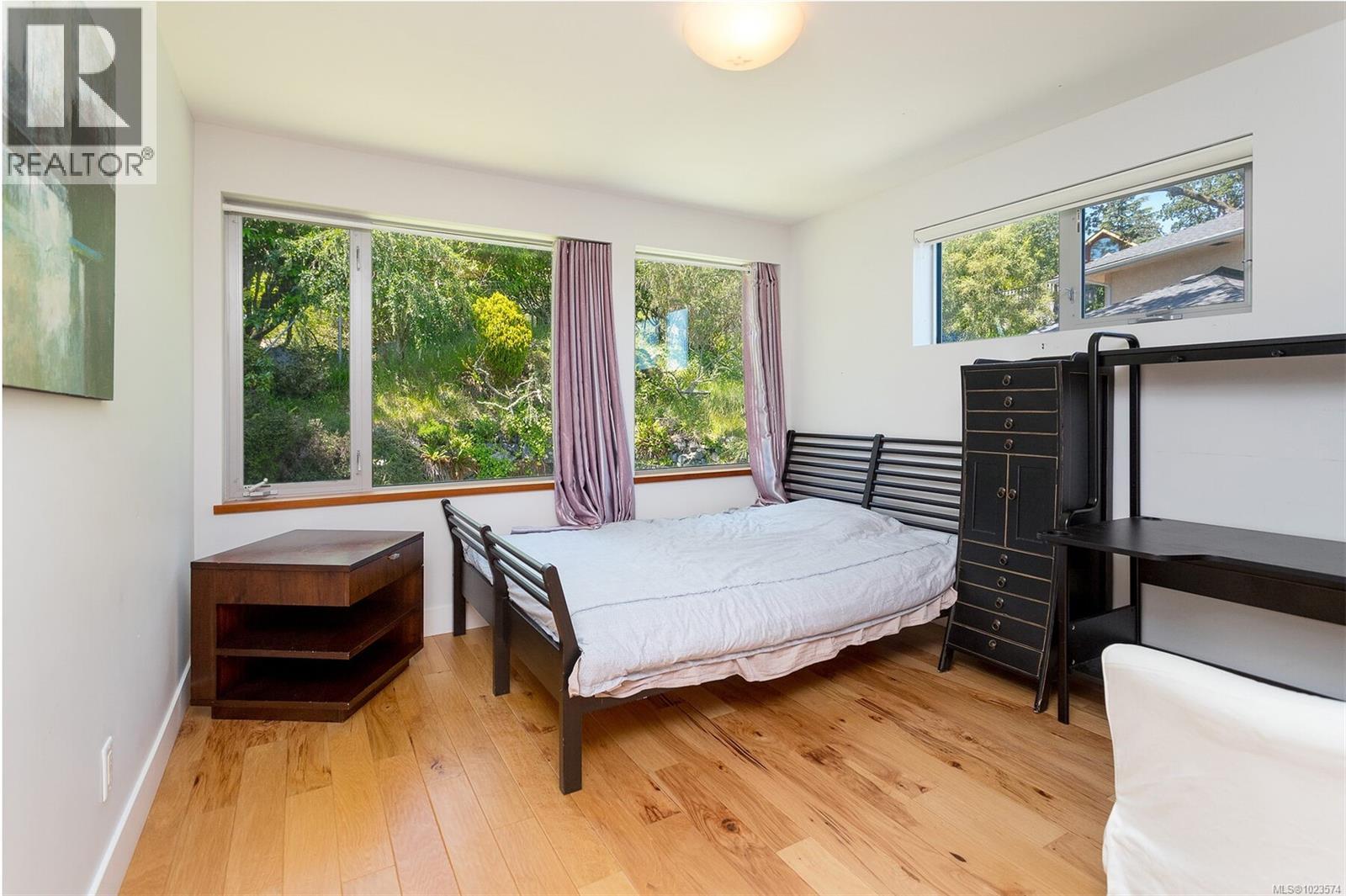  2597 Vista Bay Road, Saanich