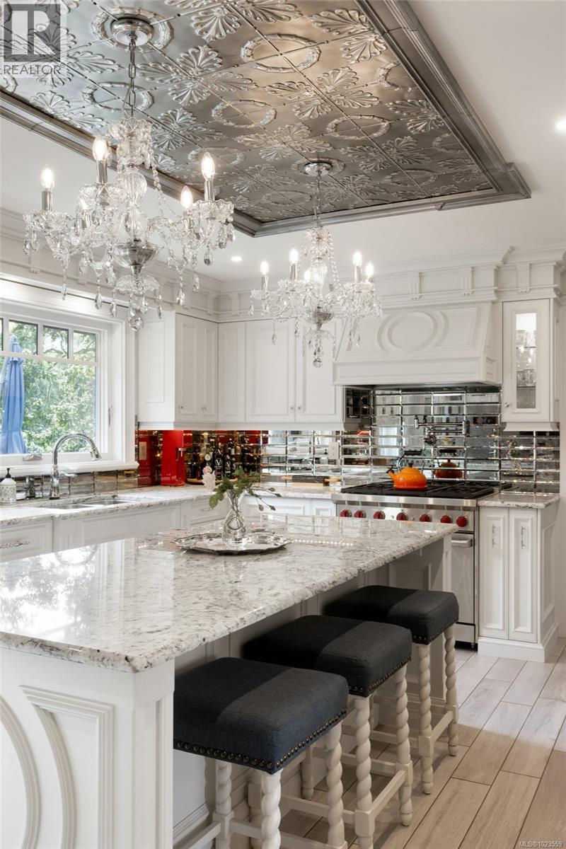  2773 Arbutus Road, Saanich