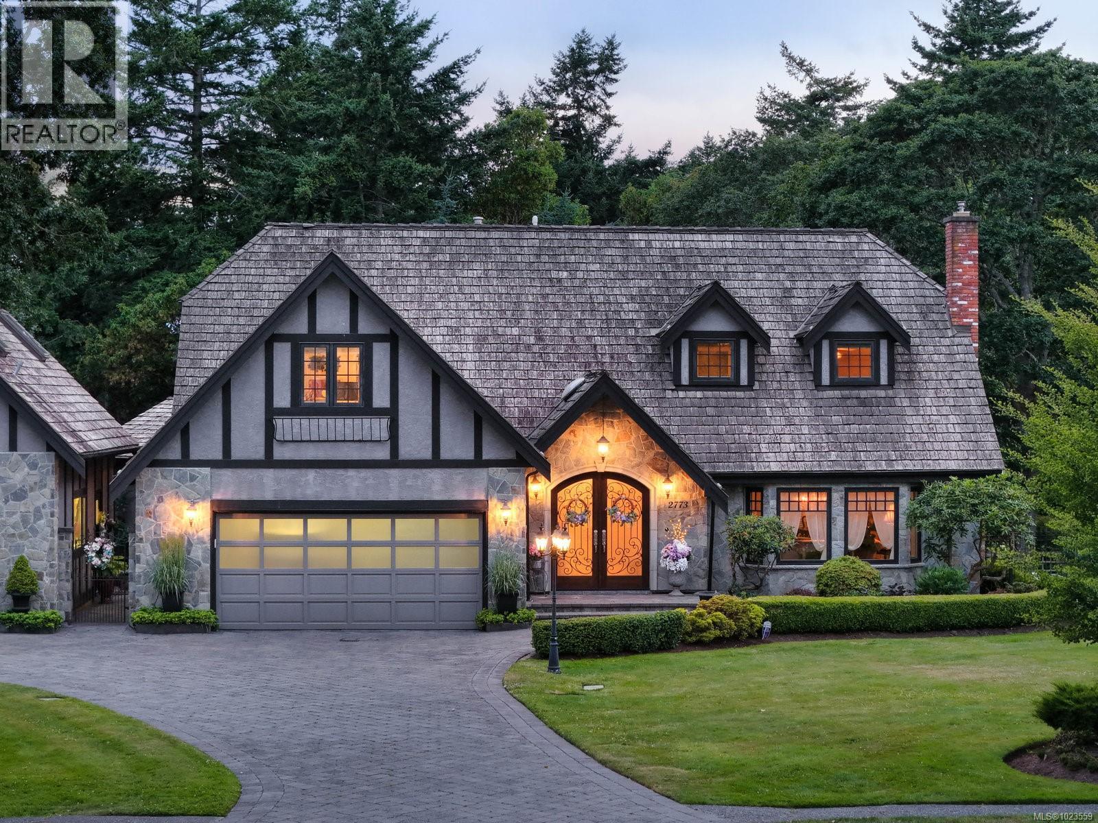  2773 Arbutus Road, Saanich