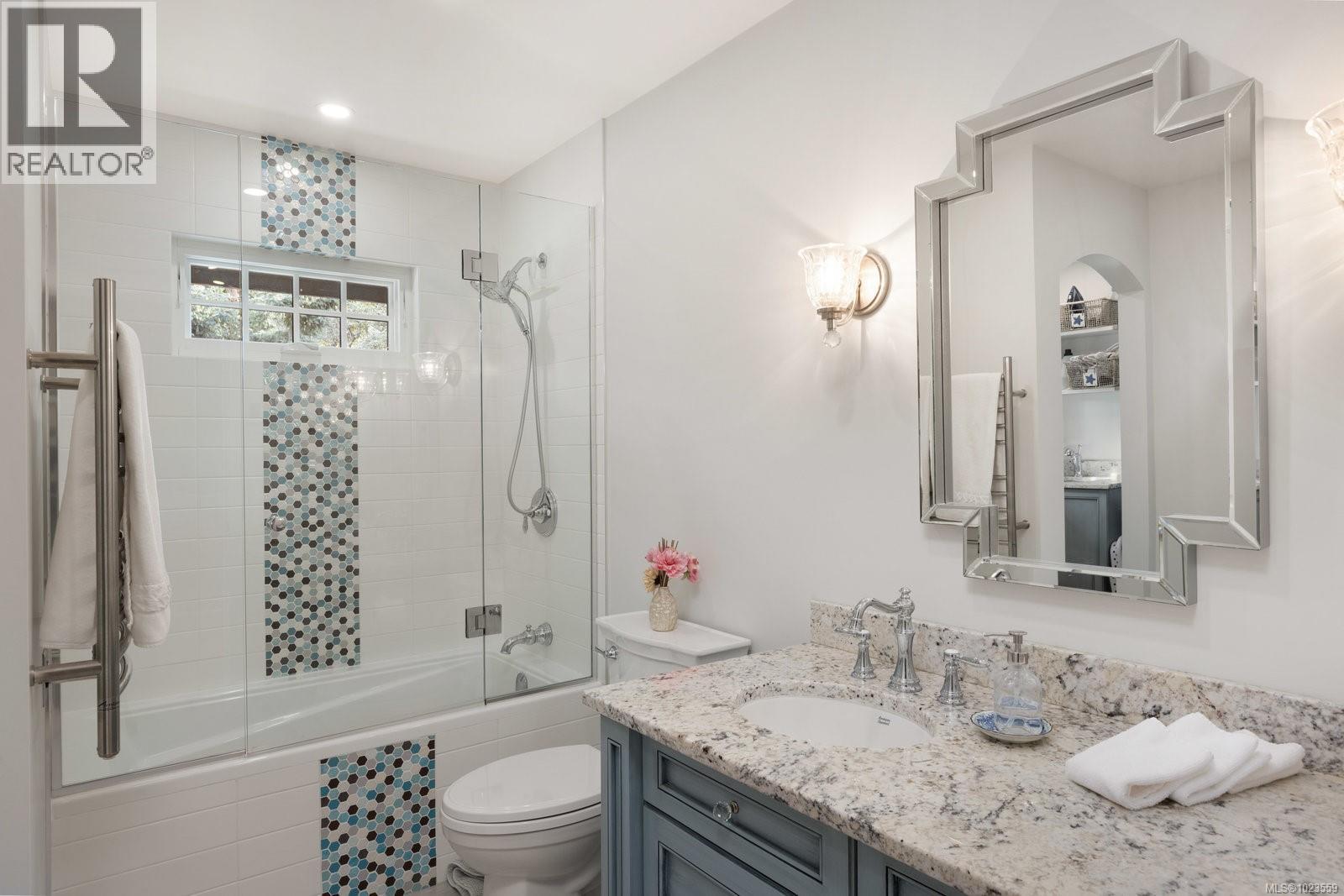  2773 Arbutus Road, Saanich