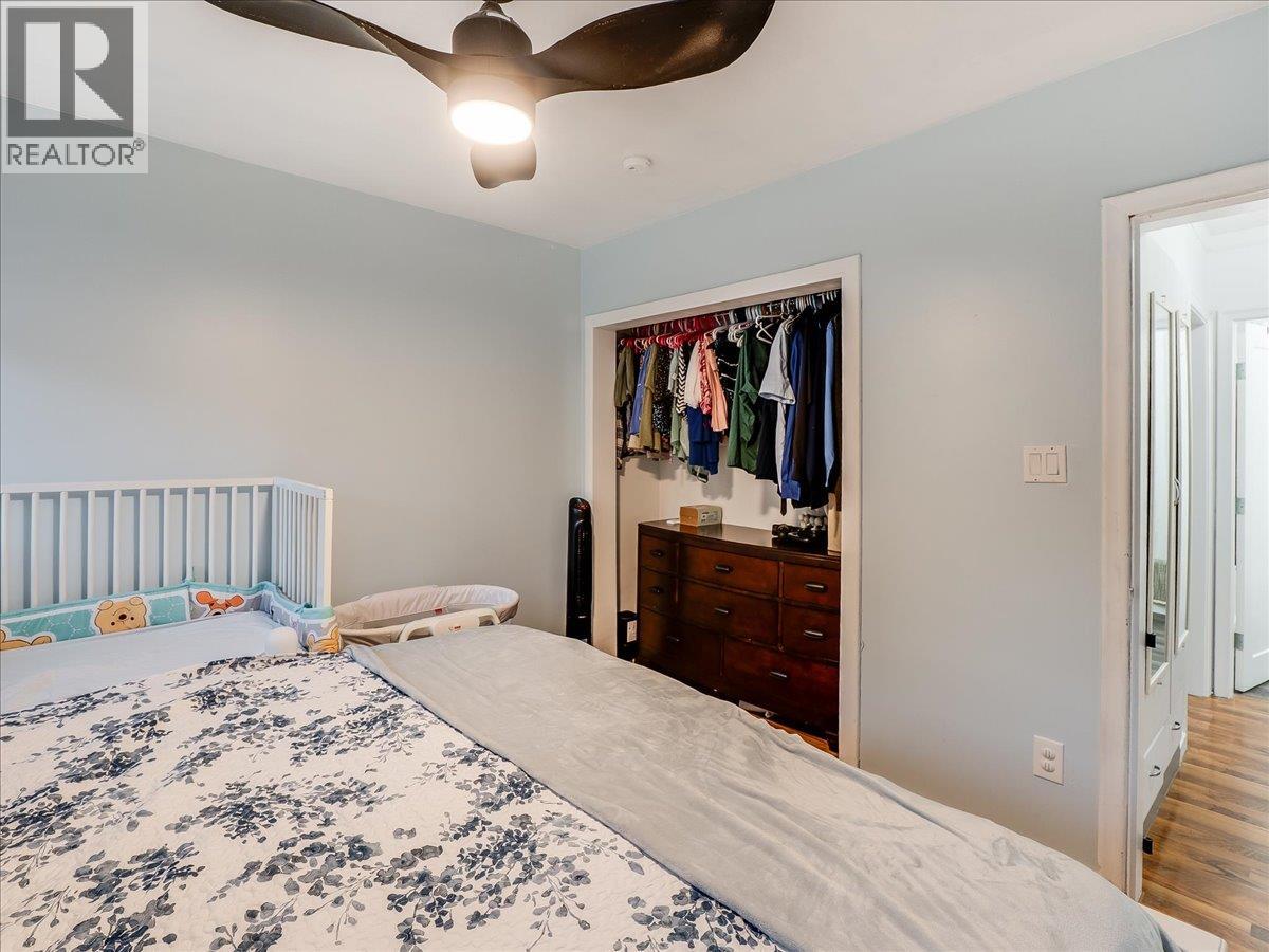 3330 Dahlia Crescent, Trail