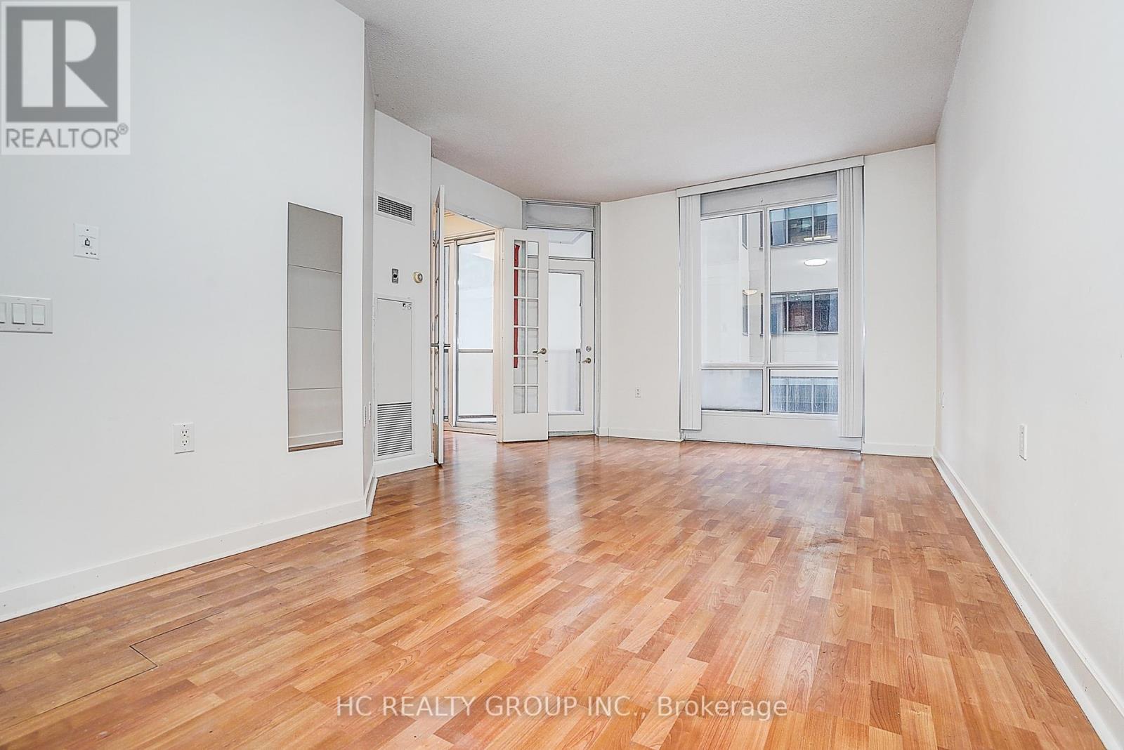 #412 85 BLOOR STREET E - 30
