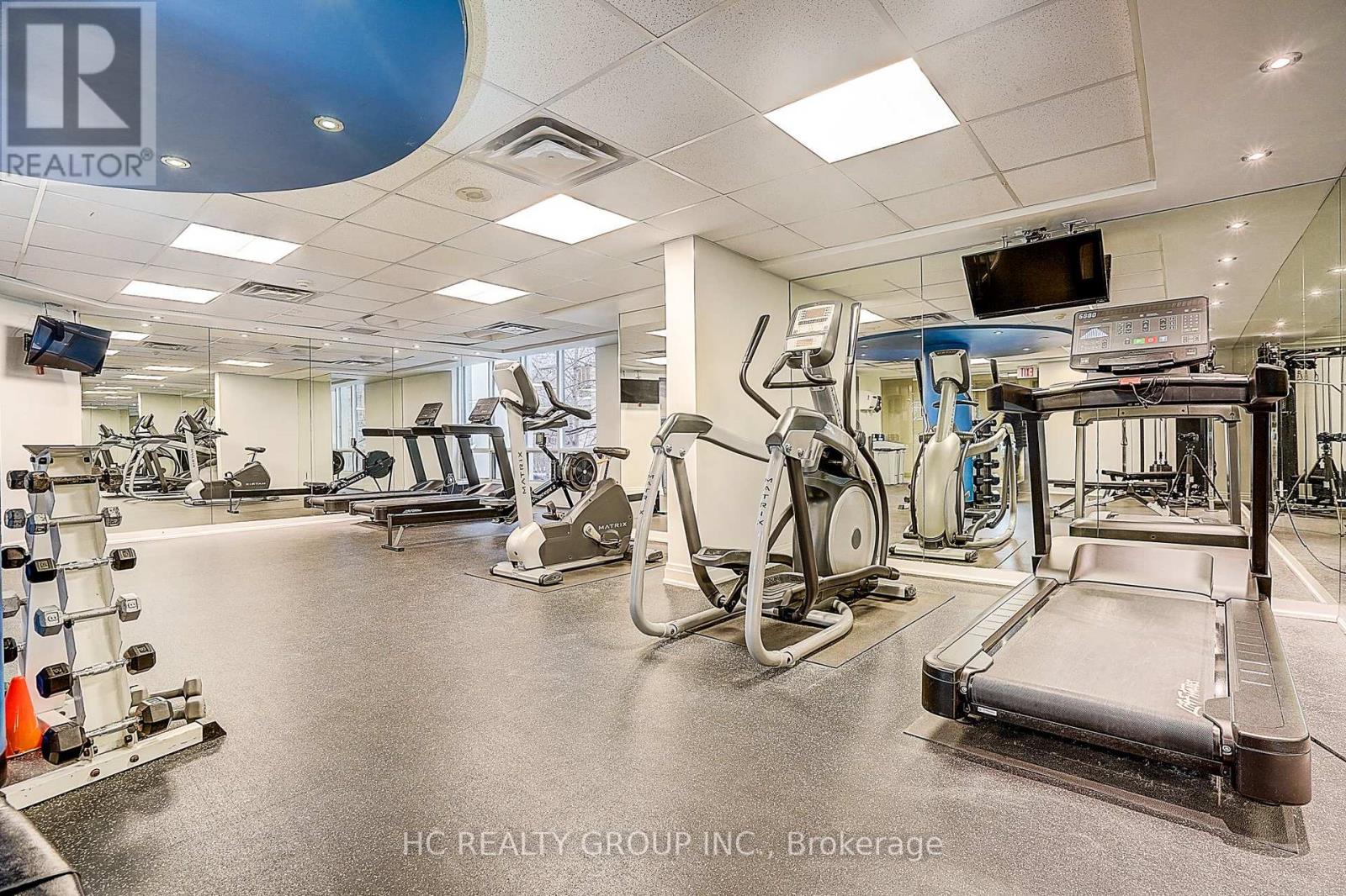 #412 85 BLOOR STREET E - 39