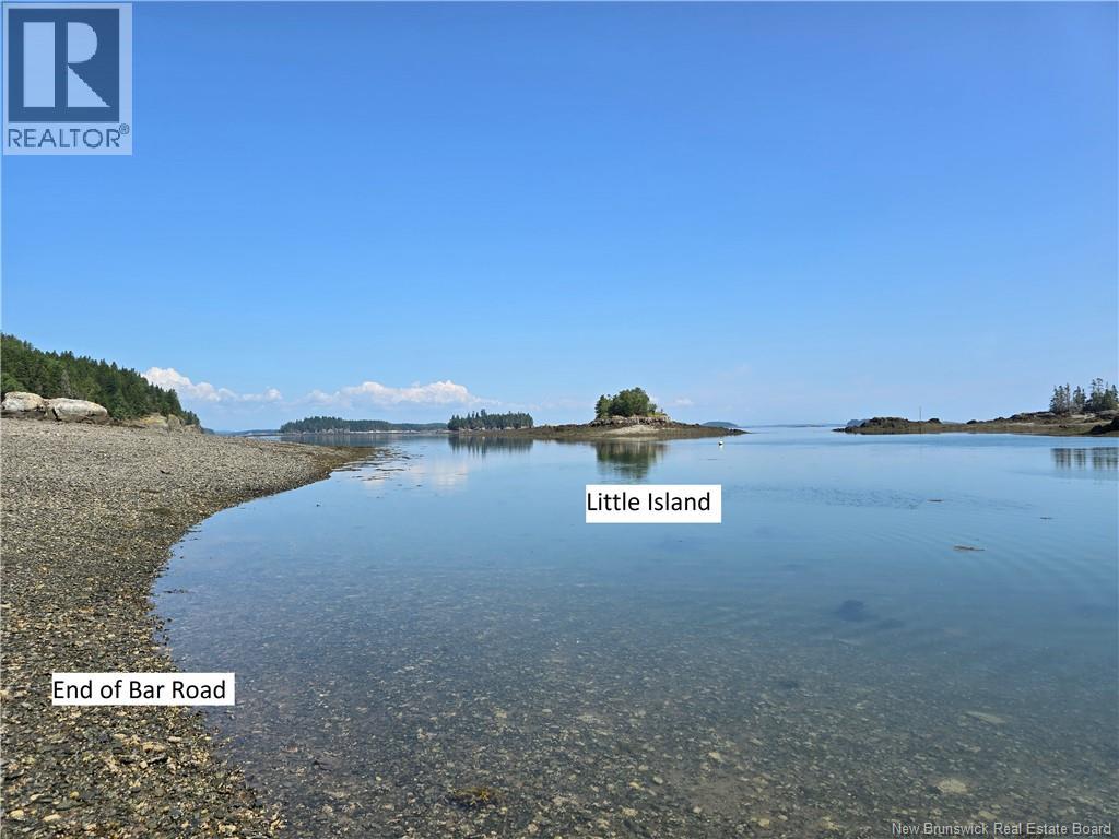 Cottage Little Island - Image 24
