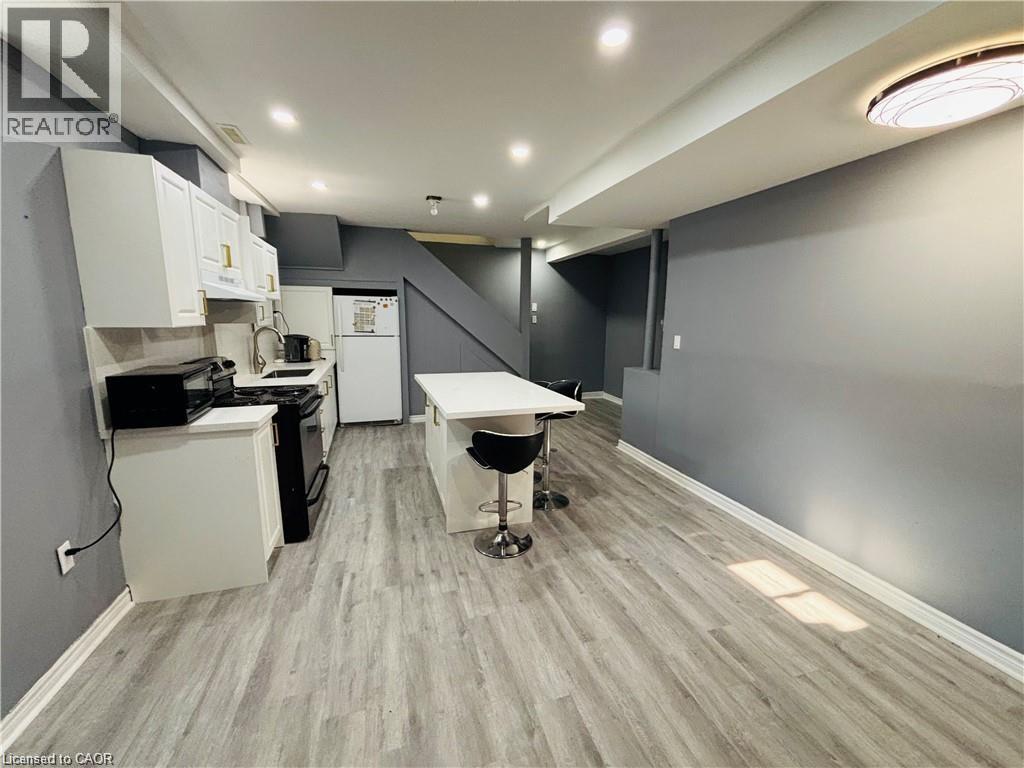 118 JACOBSON Unit lower photo 2