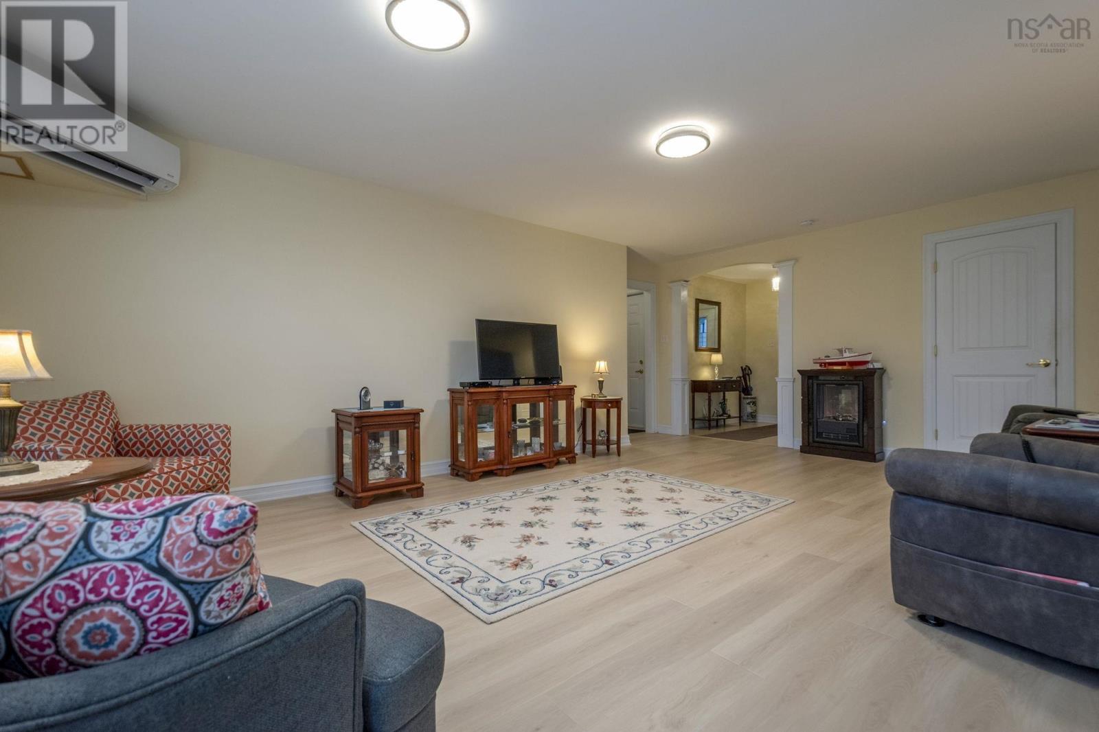 Property 9 of 44 of 76 Kalley Lane