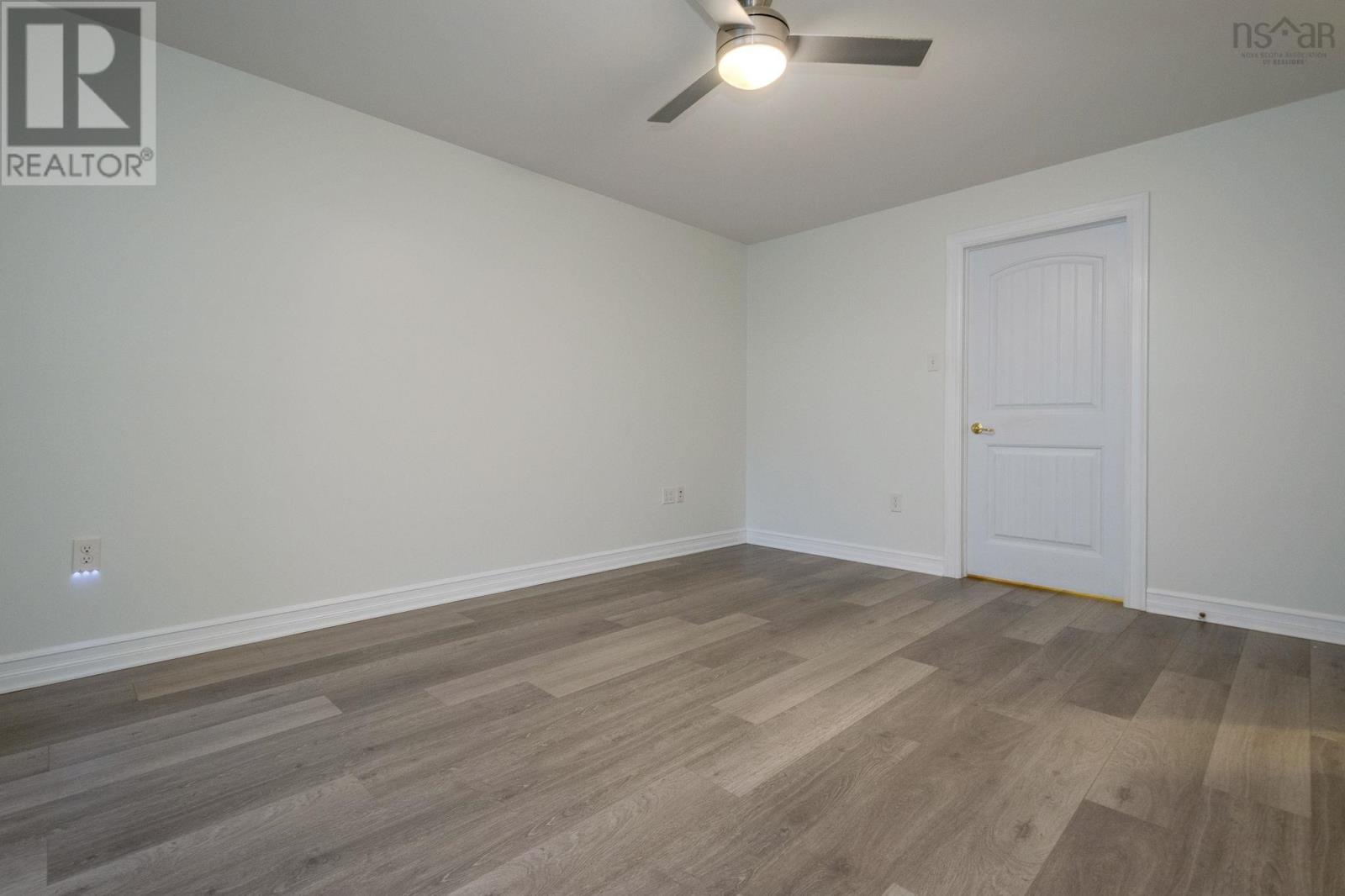 Property 24 of 44 of 76 Kalley Lane