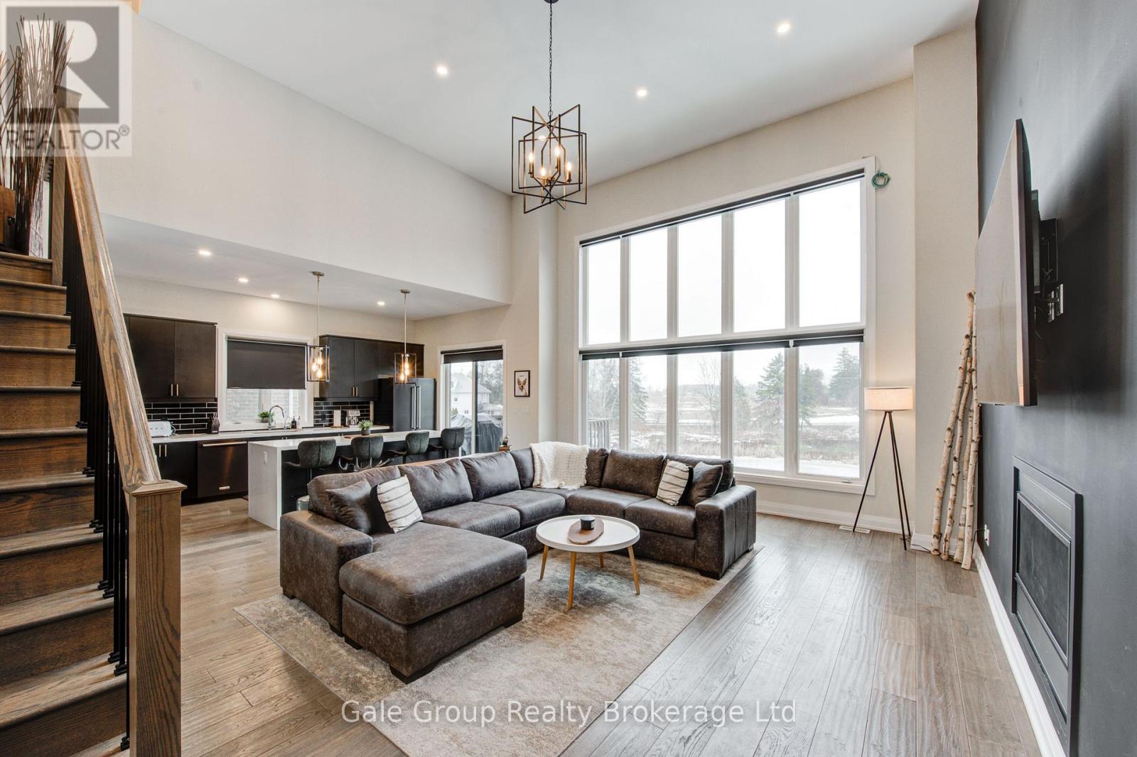 409 SOMME STREET - Photo 5 of 39, Woodstock (Woodstock - North), Ontario