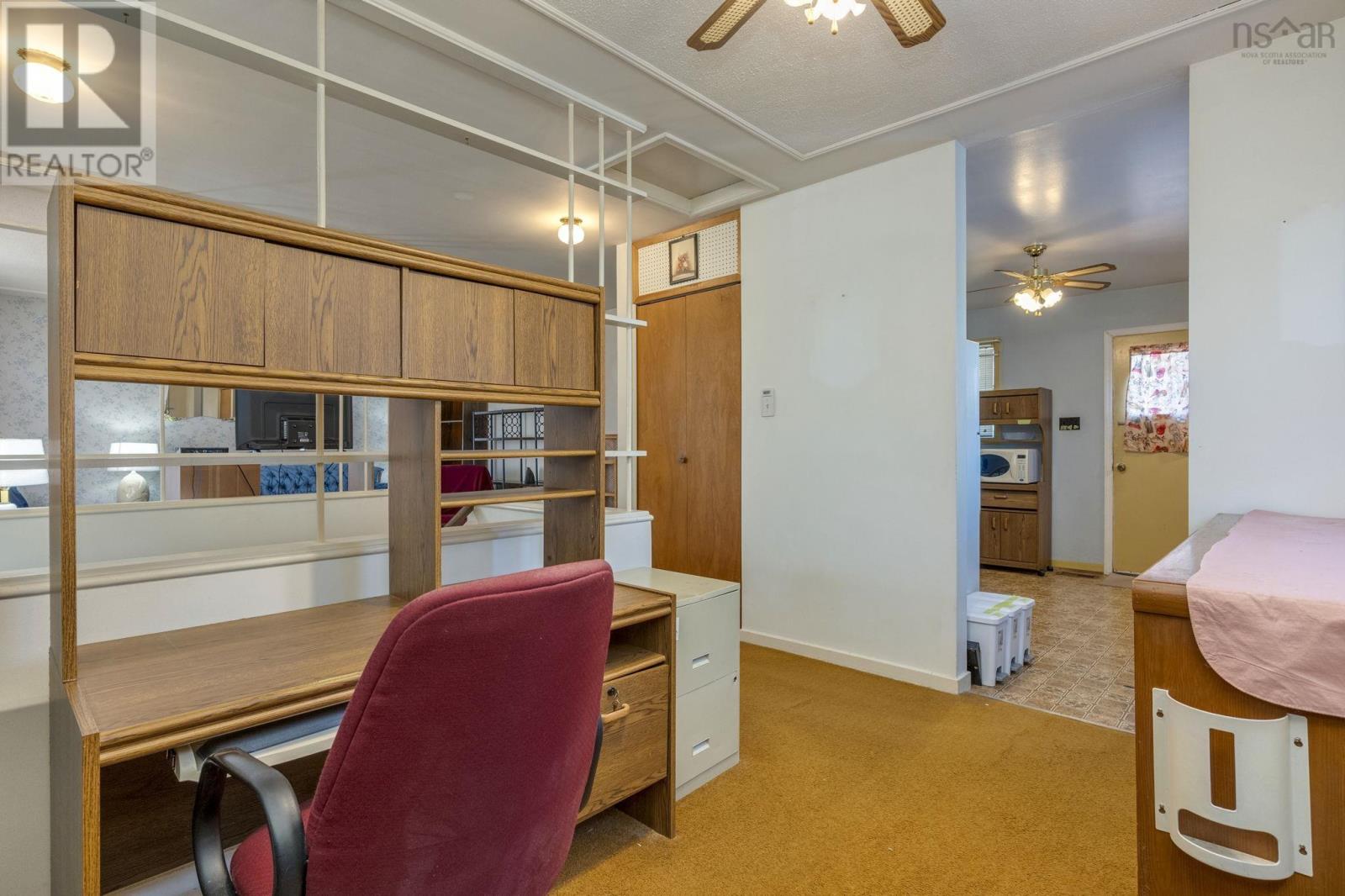 Property 20 of 49 of 15 Acadia Street