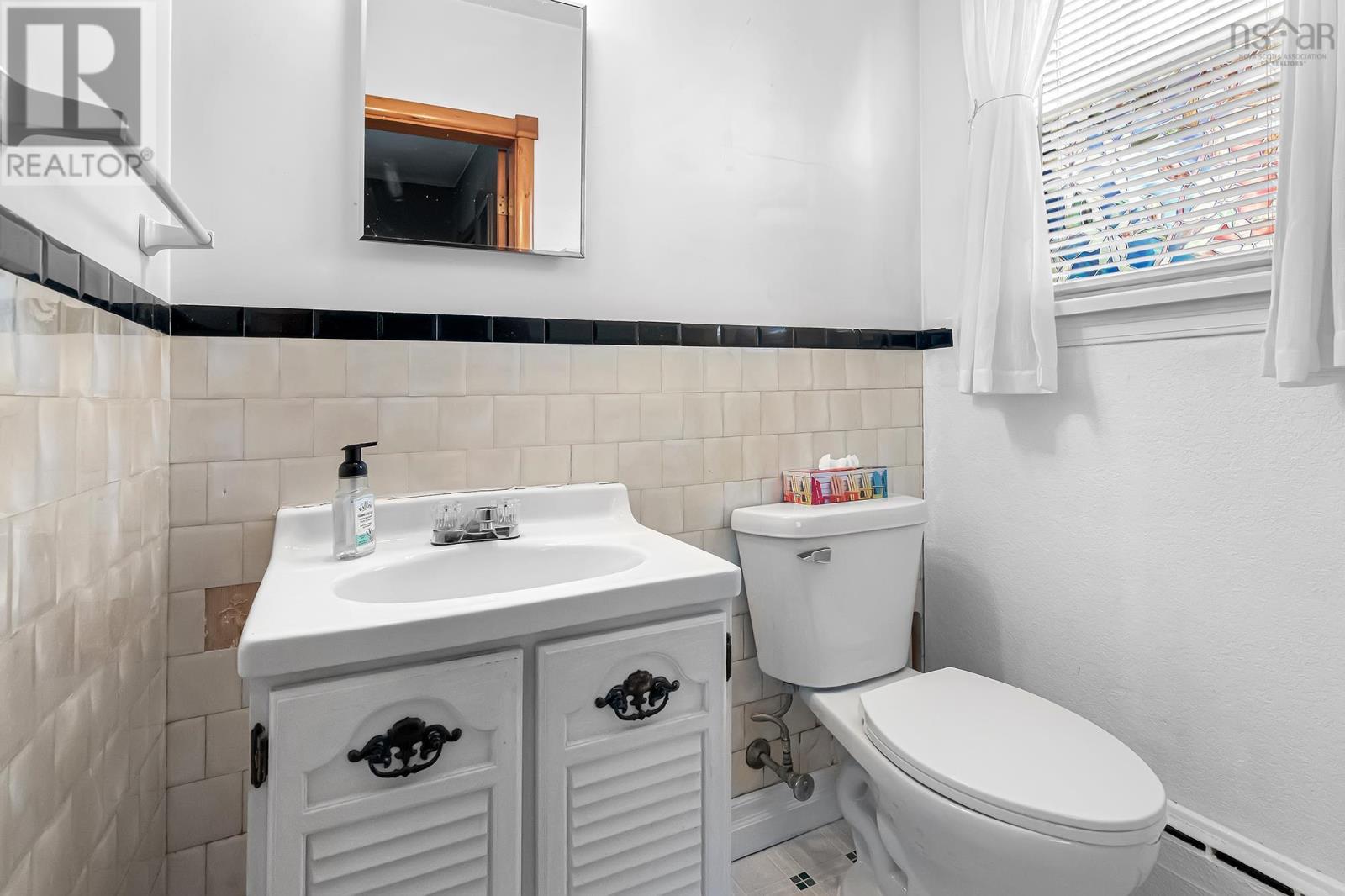 Property 33 of 49 of 4 Harris Road