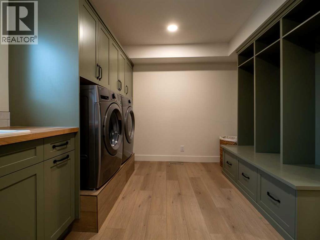 Single Family House for Sale in   Avenue S Victoria Park Lethbridge 