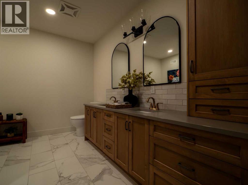 Single Family House for Sale in   Avenue S Victoria Park Lethbridge 