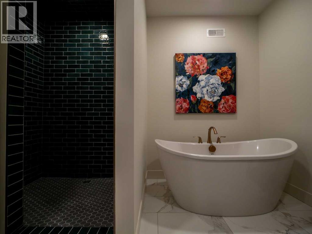 Single Family House for Sale in   Avenue S Victoria Park Lethbridge 