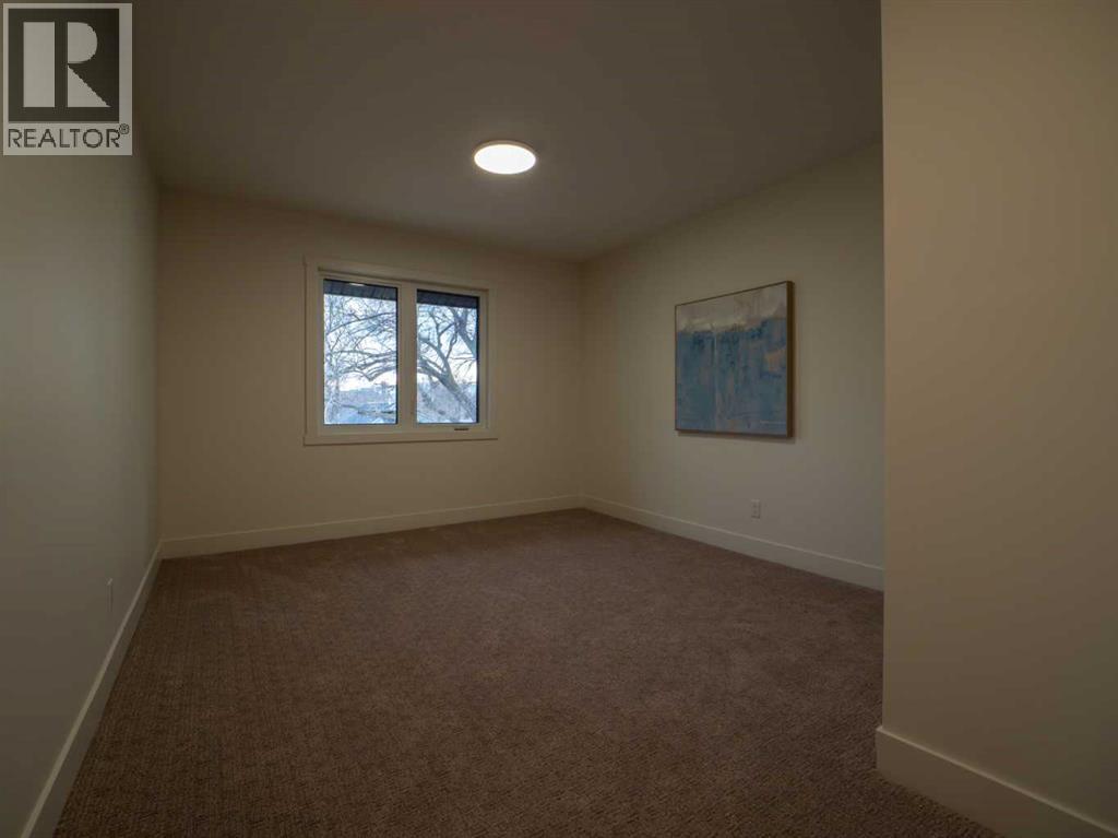 Single Family House for Sale in   Avenue S Victoria Park Lethbridge 