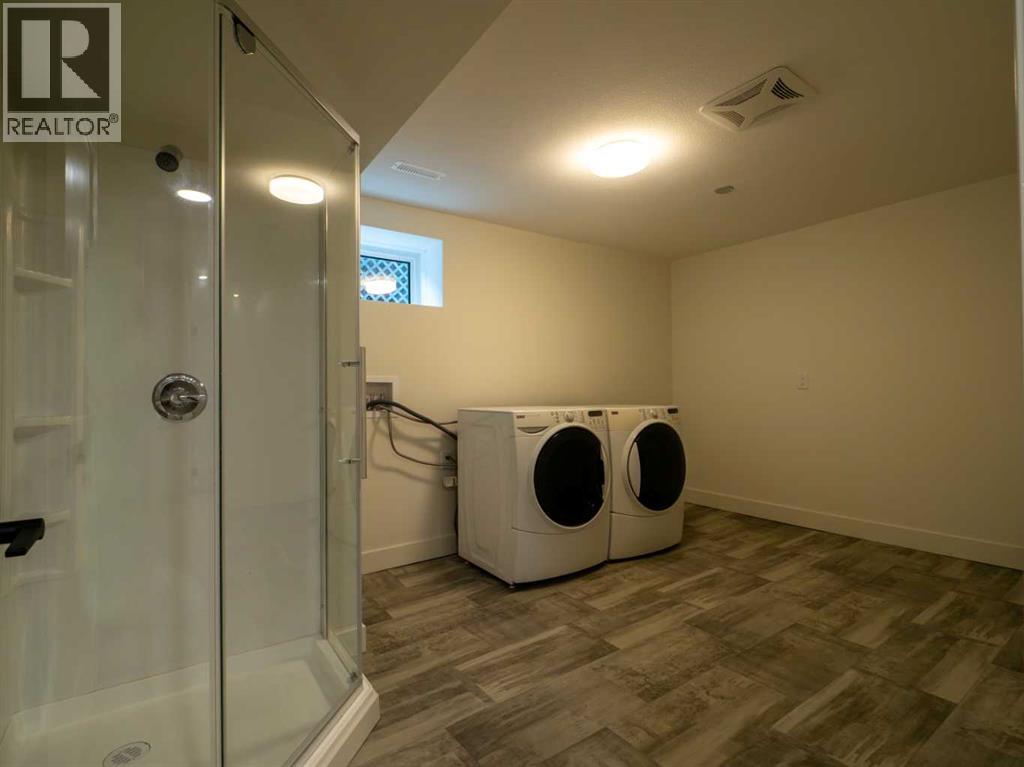 Single Family House for Sale in   Avenue S Victoria Park Lethbridge 