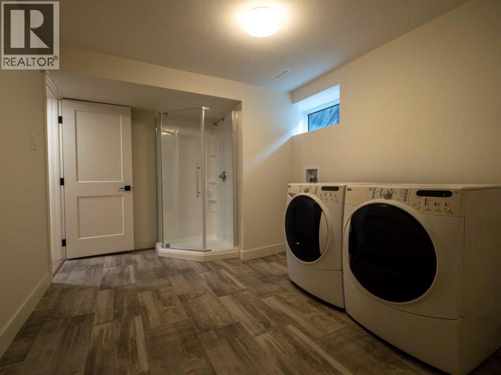 Single Family House for Sale in   Avenue S Victoria Park Lethbridge 