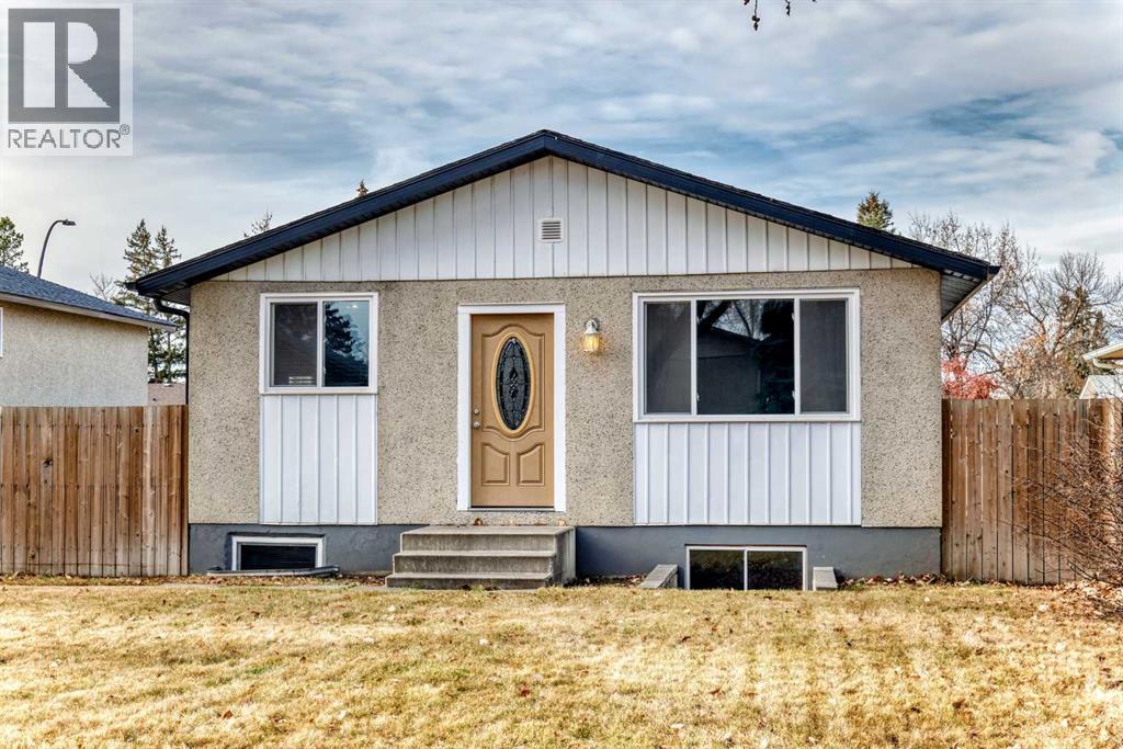 Single Family House Bungalow for Sale in  A Street SE Dover Calgary 
