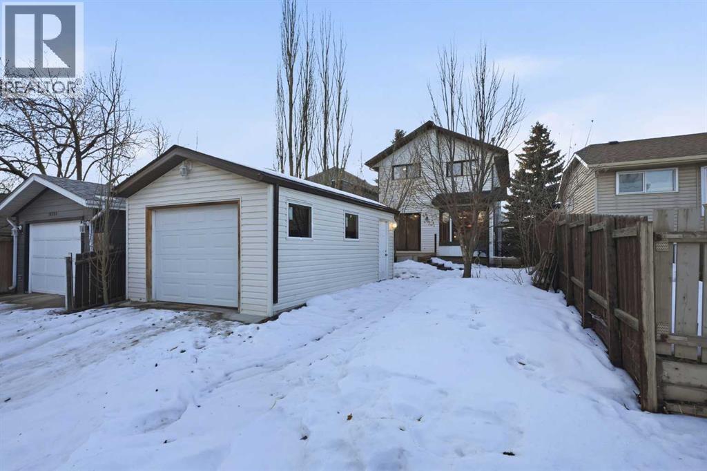 Single Family House for Sale in   Street SW Shawnessy Calgary 