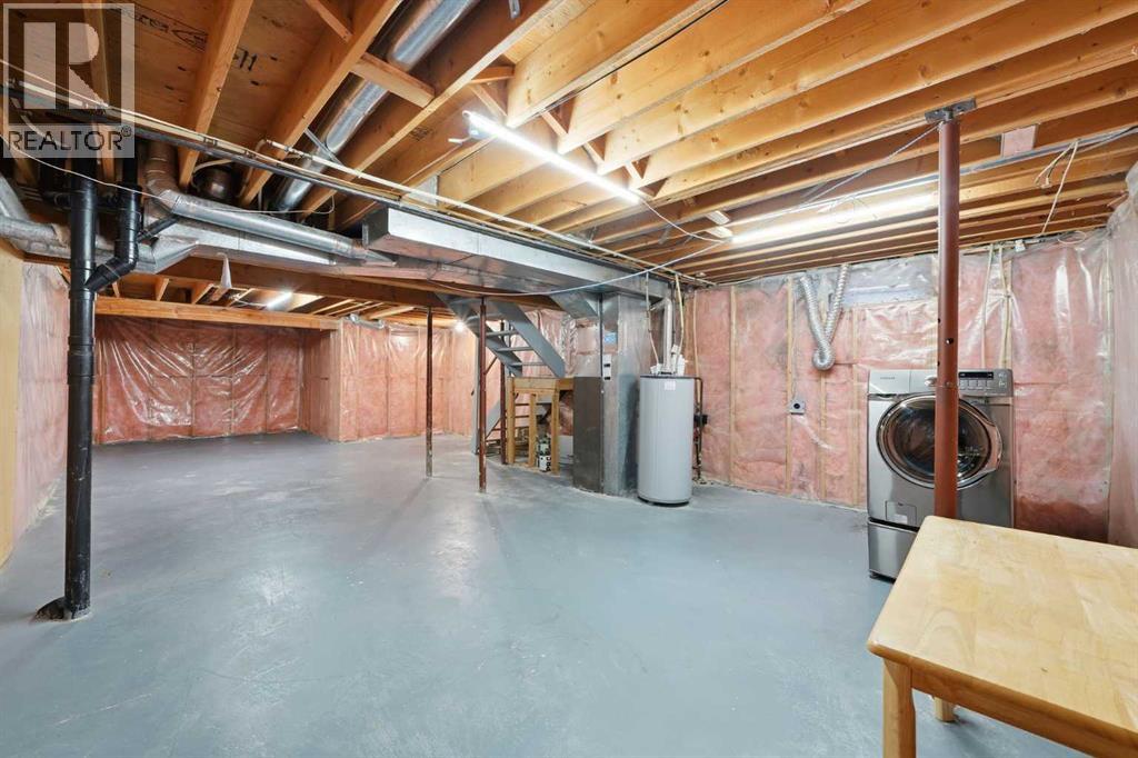 Single Family House for Sale in   Street SW Shawnessy Calgary 