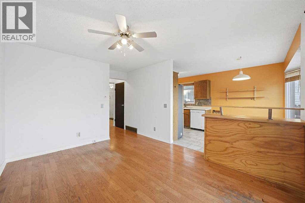 Single Family House for Sale in   Street SW Shawnessy Calgary 