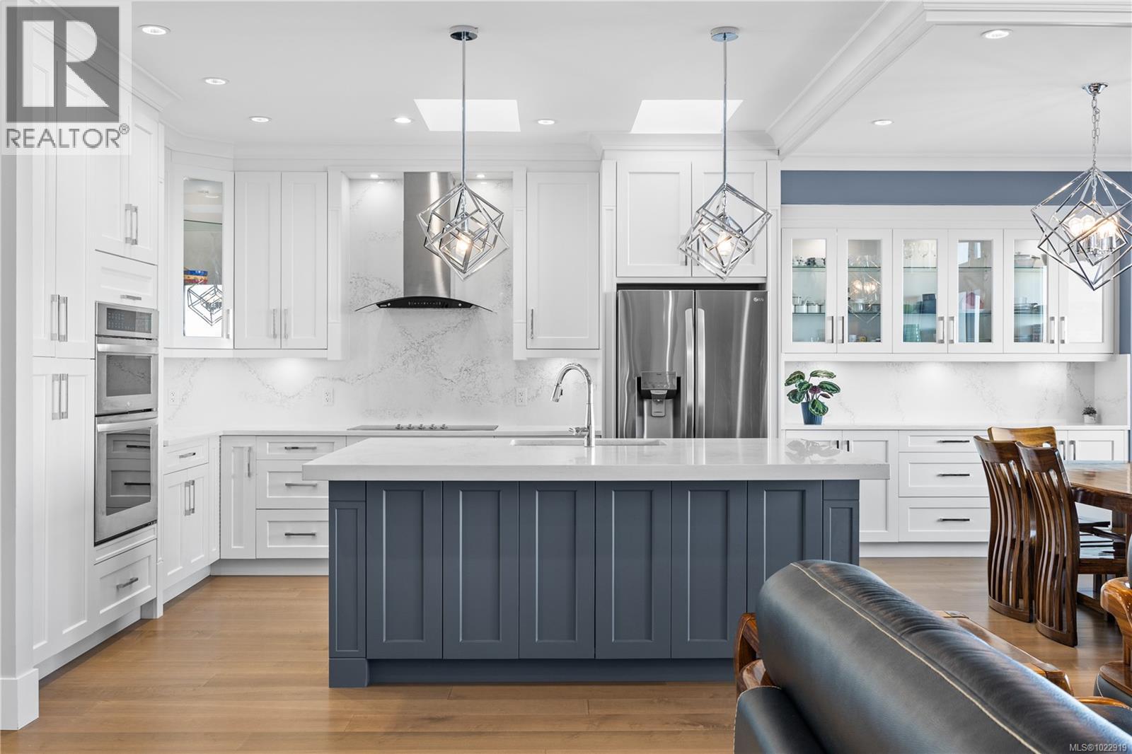 5326 Dewar Rd, Nanaimo