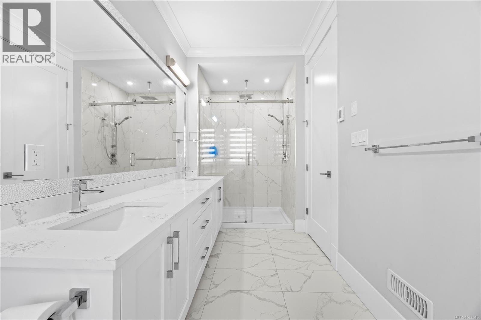 5326 Dewar Rd, Nanaimo