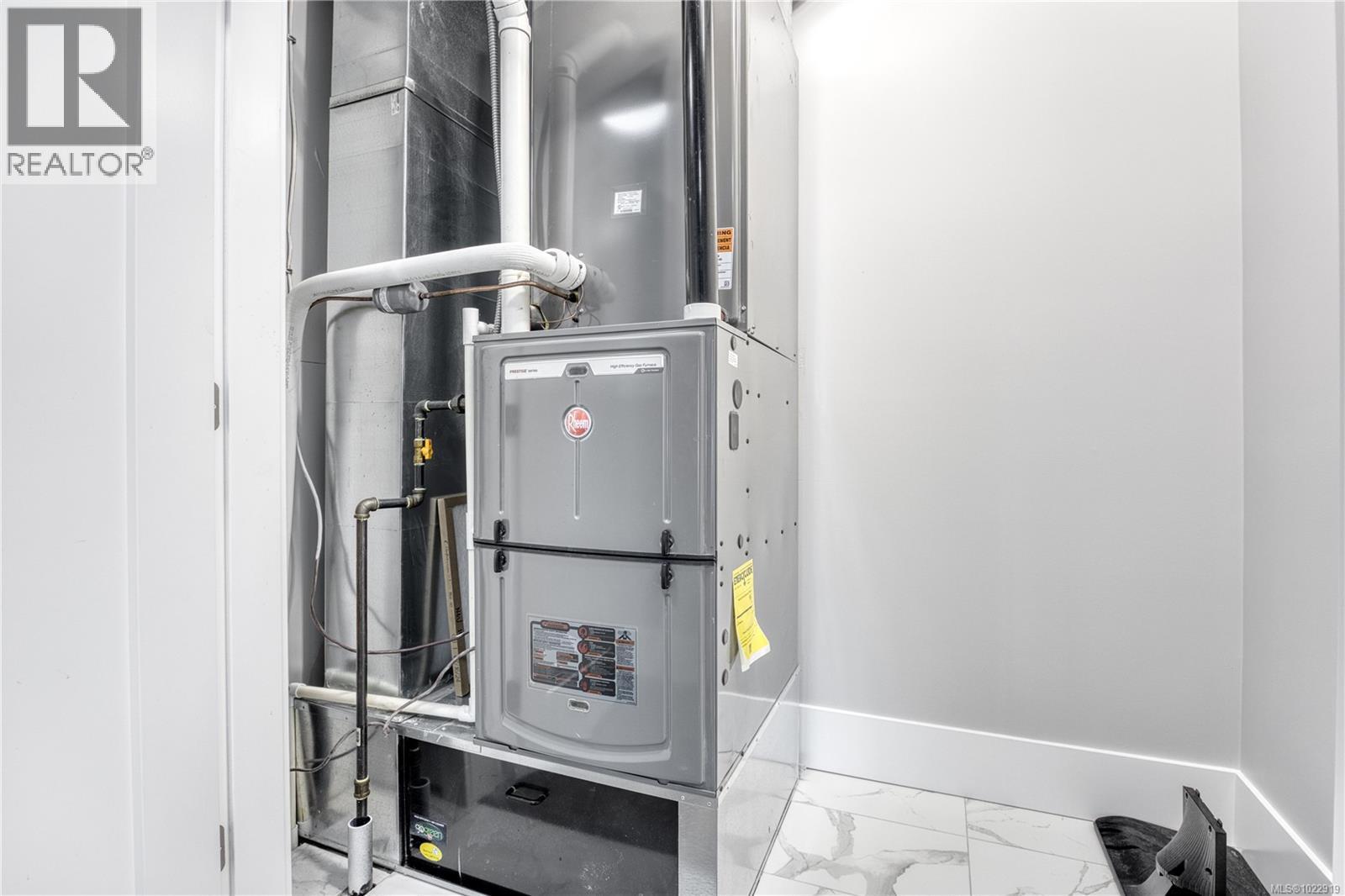 5326 Dewar Rd, Nanaimo