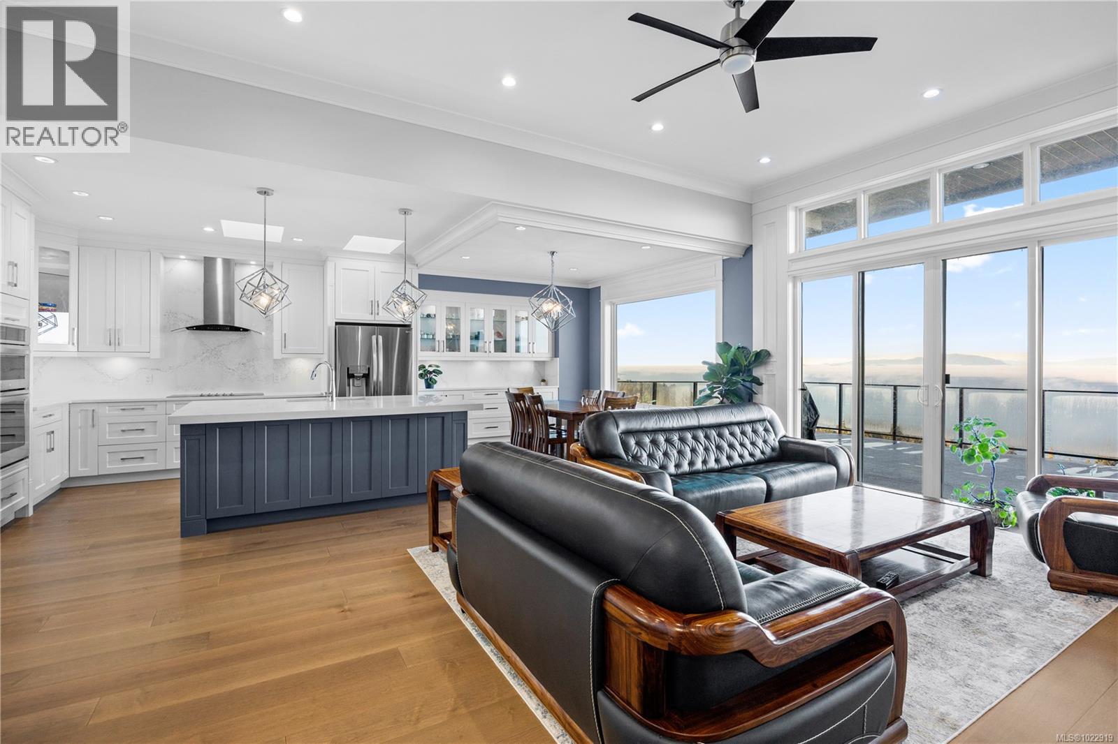 5326 Dewar Rd, Nanaimo