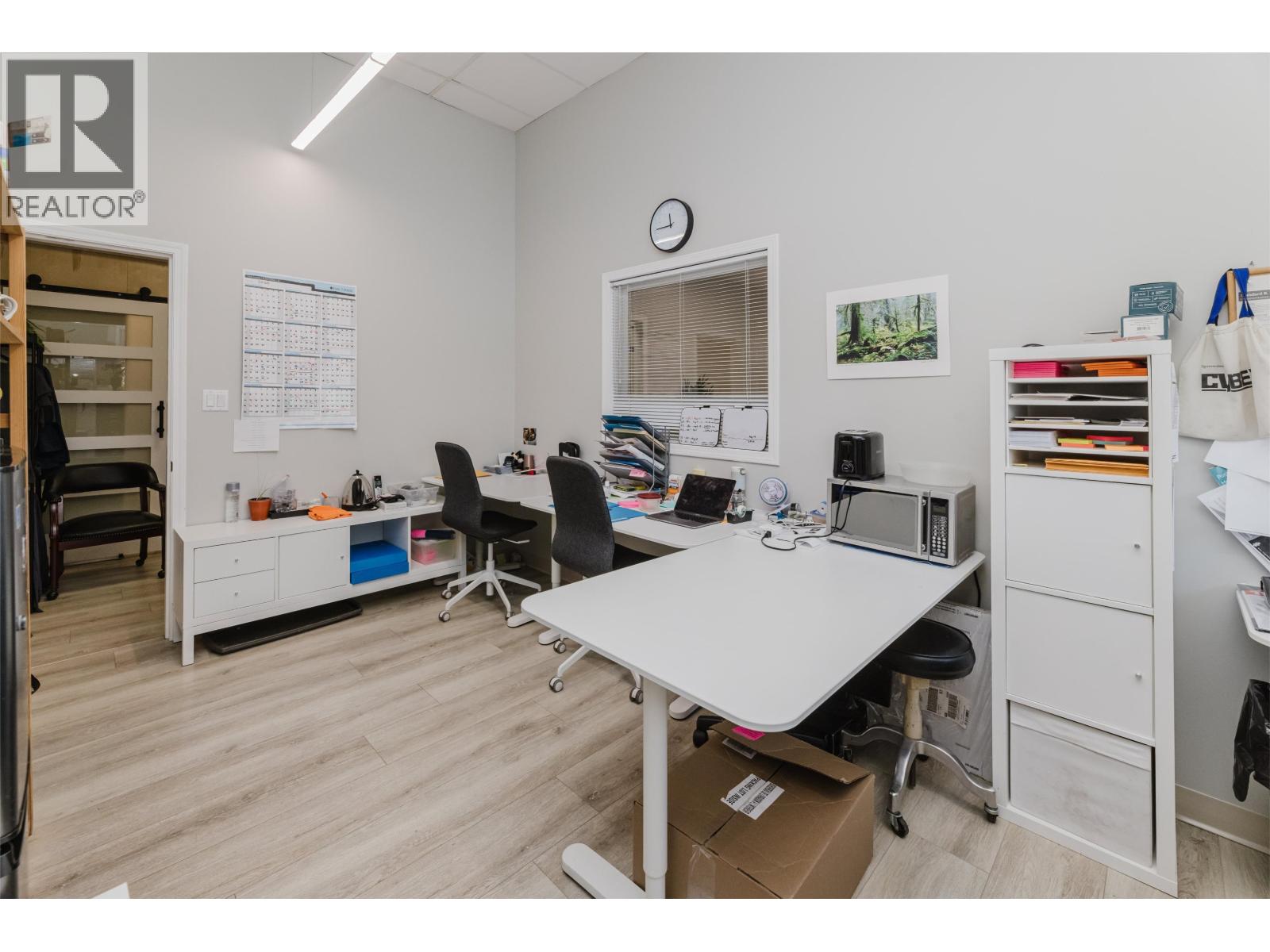 5691 MERMAID STREET, Sechelt