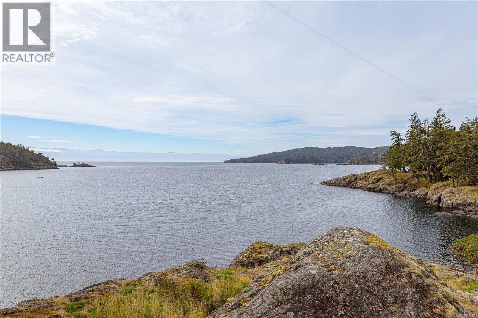  817 Sunset Point, Sooke