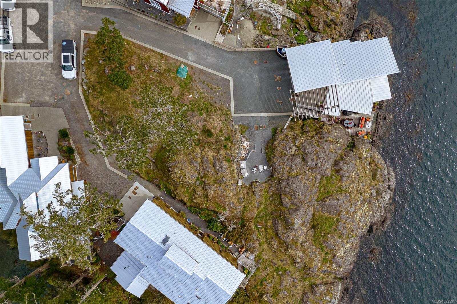  817 Sunset Point, Sooke