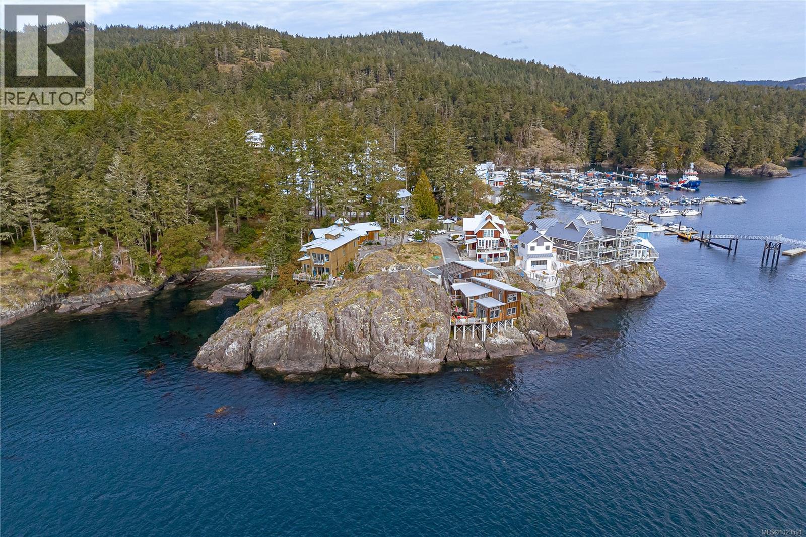  817 Sunset Point, Sooke