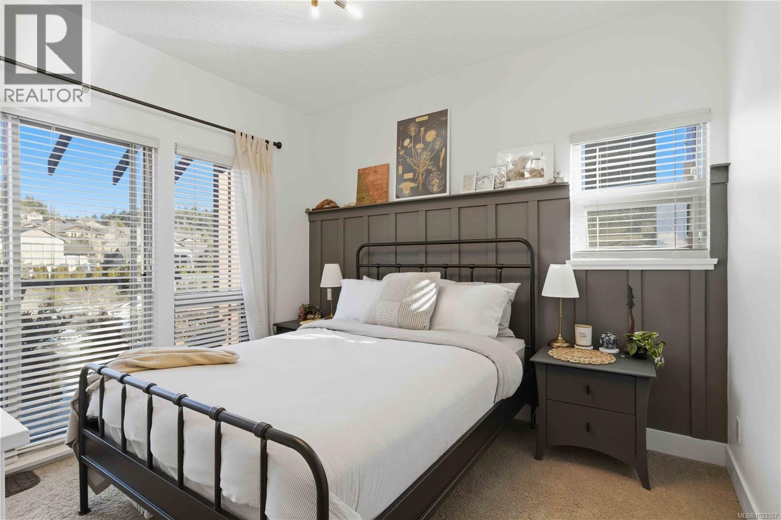 303 627 Brookside Rd, Colwood