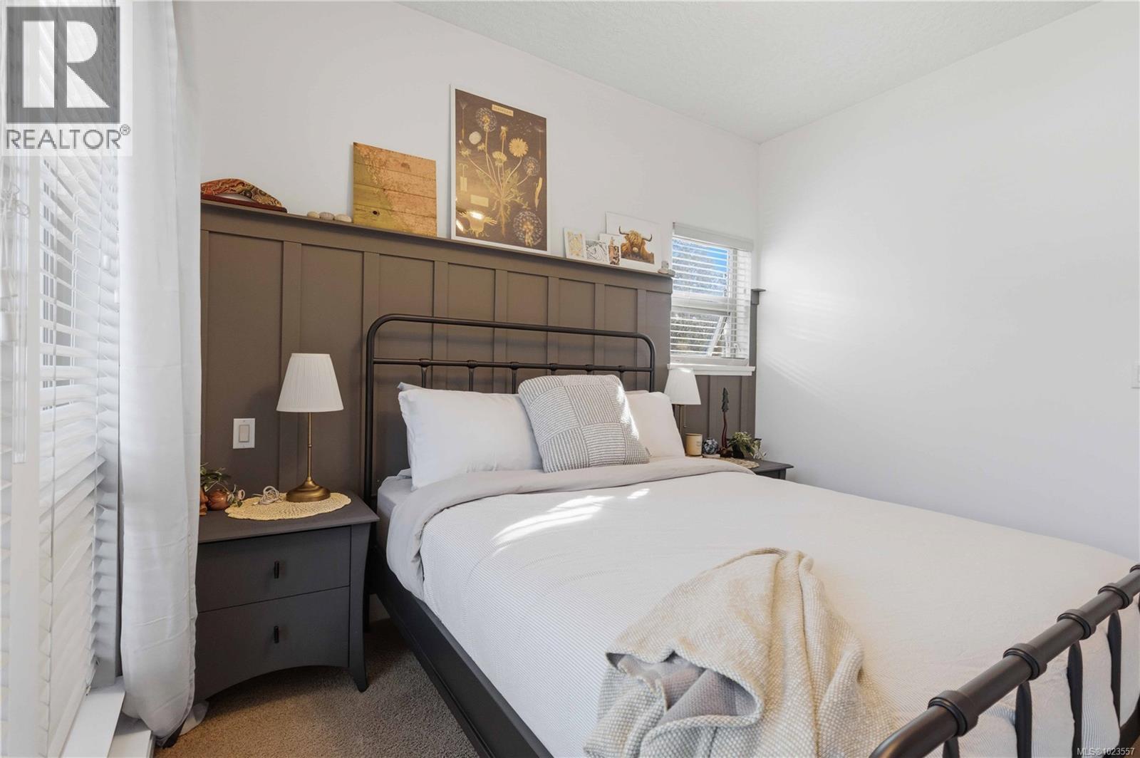 303 627 Brookside Rd, Colwood