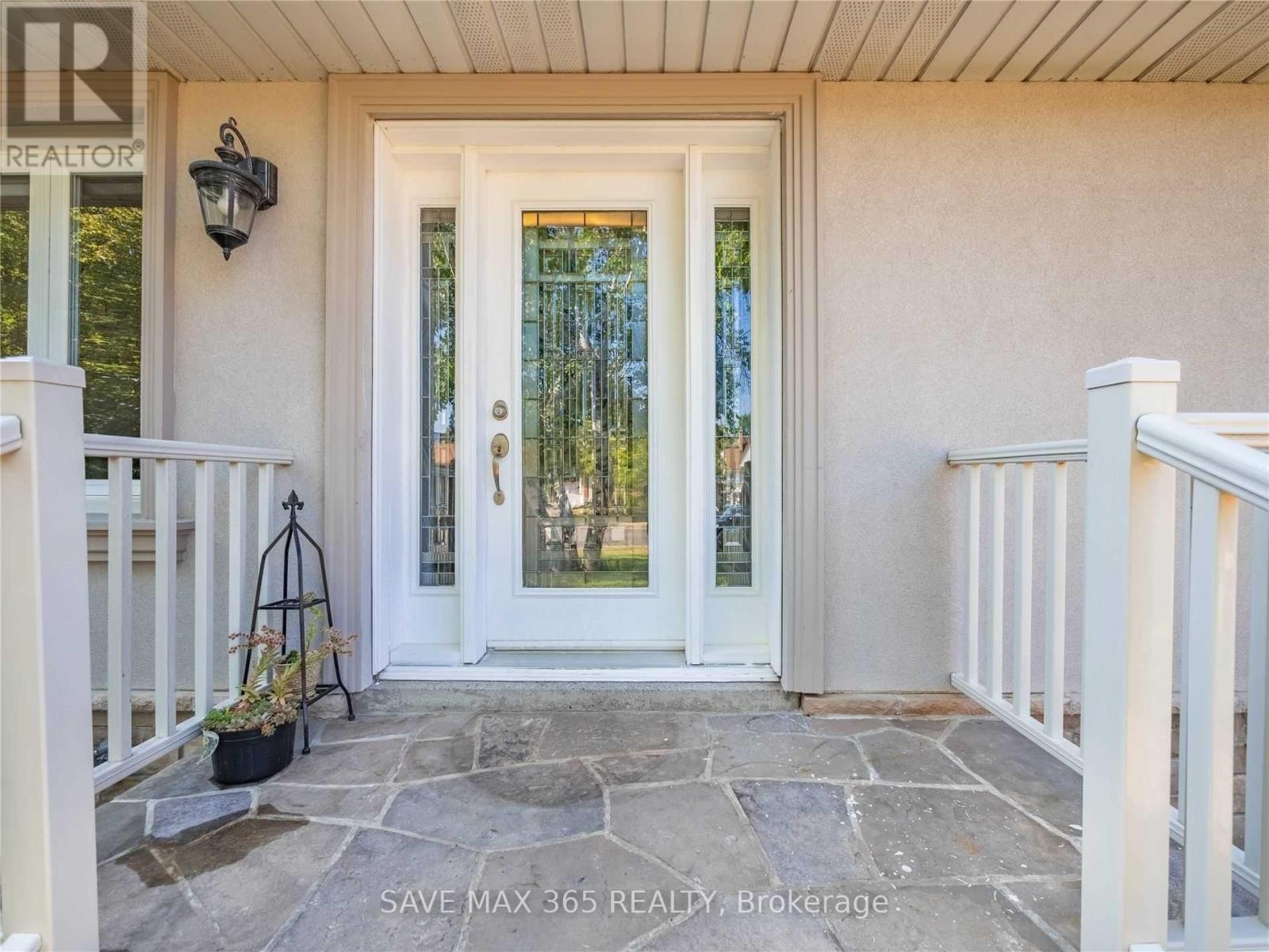 MAIN - 202 RENFORTH DRIVE - Photo 2 of 30, Toronto (Markland Wood), Ontario