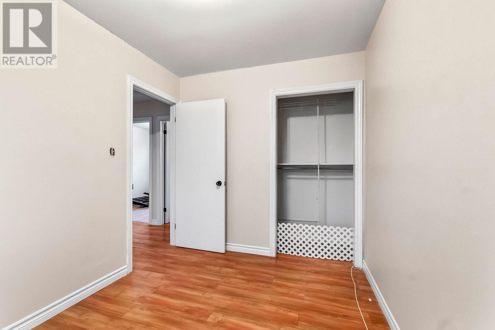 213 PATTERSON Drive — photo 13