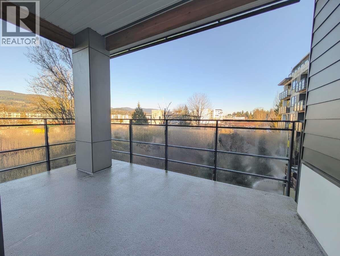 316 3038 ST GEORGE STREET, Port Moody