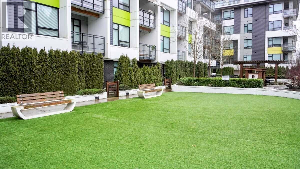 316 3038 ST GEORGE STREET, Port Moody