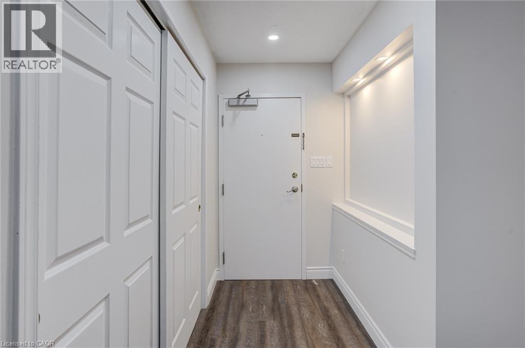 1522 KING Street E Unit# 401 - Photo 4 of 20, Kitchener, Ontario