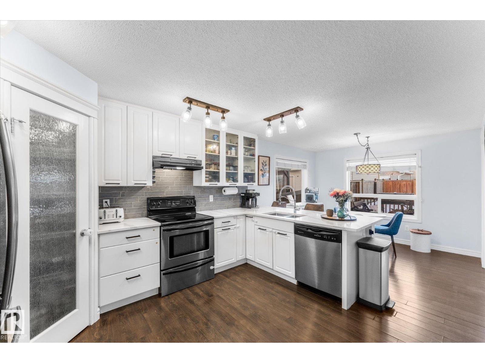 35 SPRUCE VILLAGE DR E, Spruce Grove