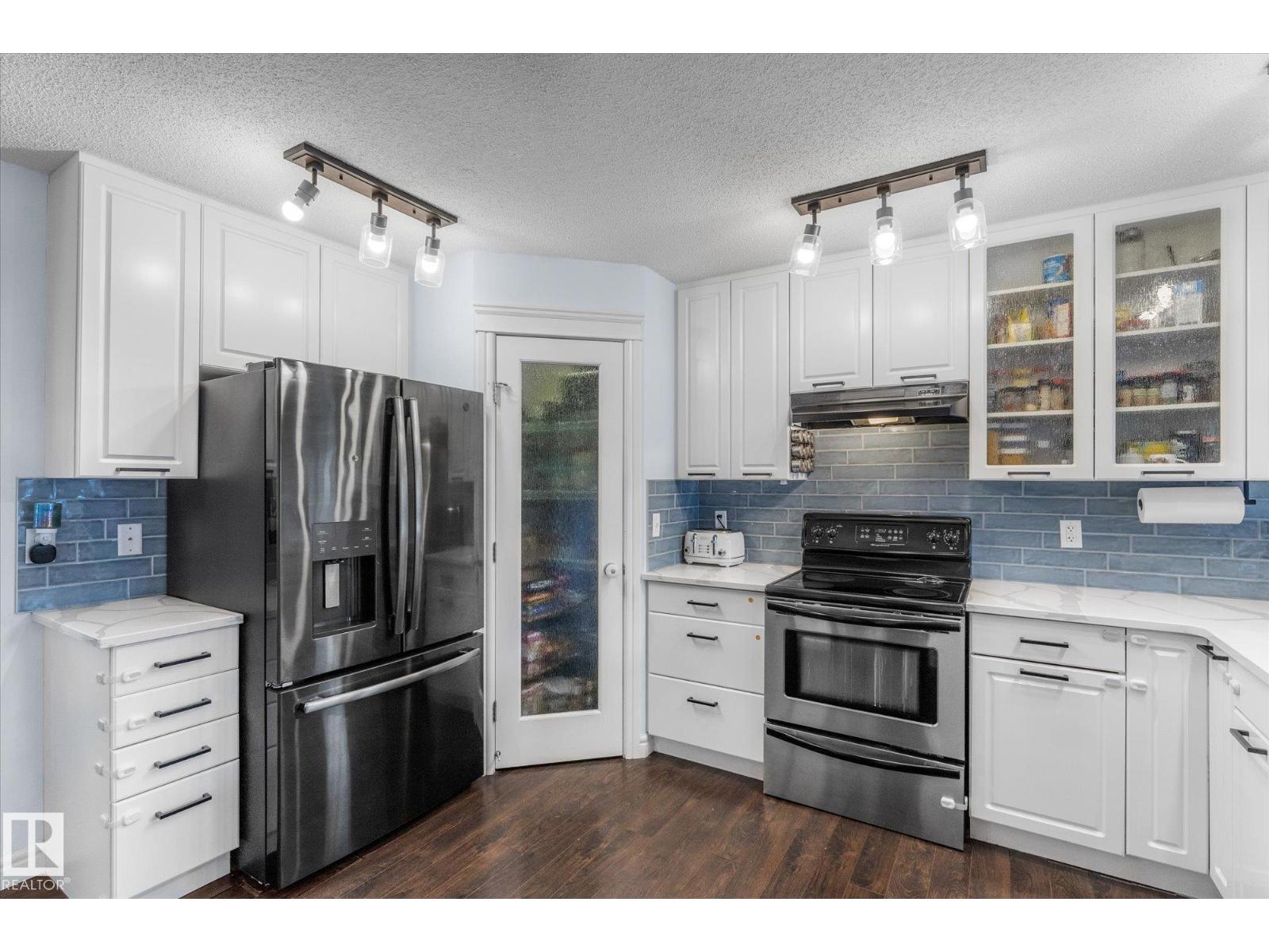 35 SPRUCE VILLAGE DR E, Spruce Grove