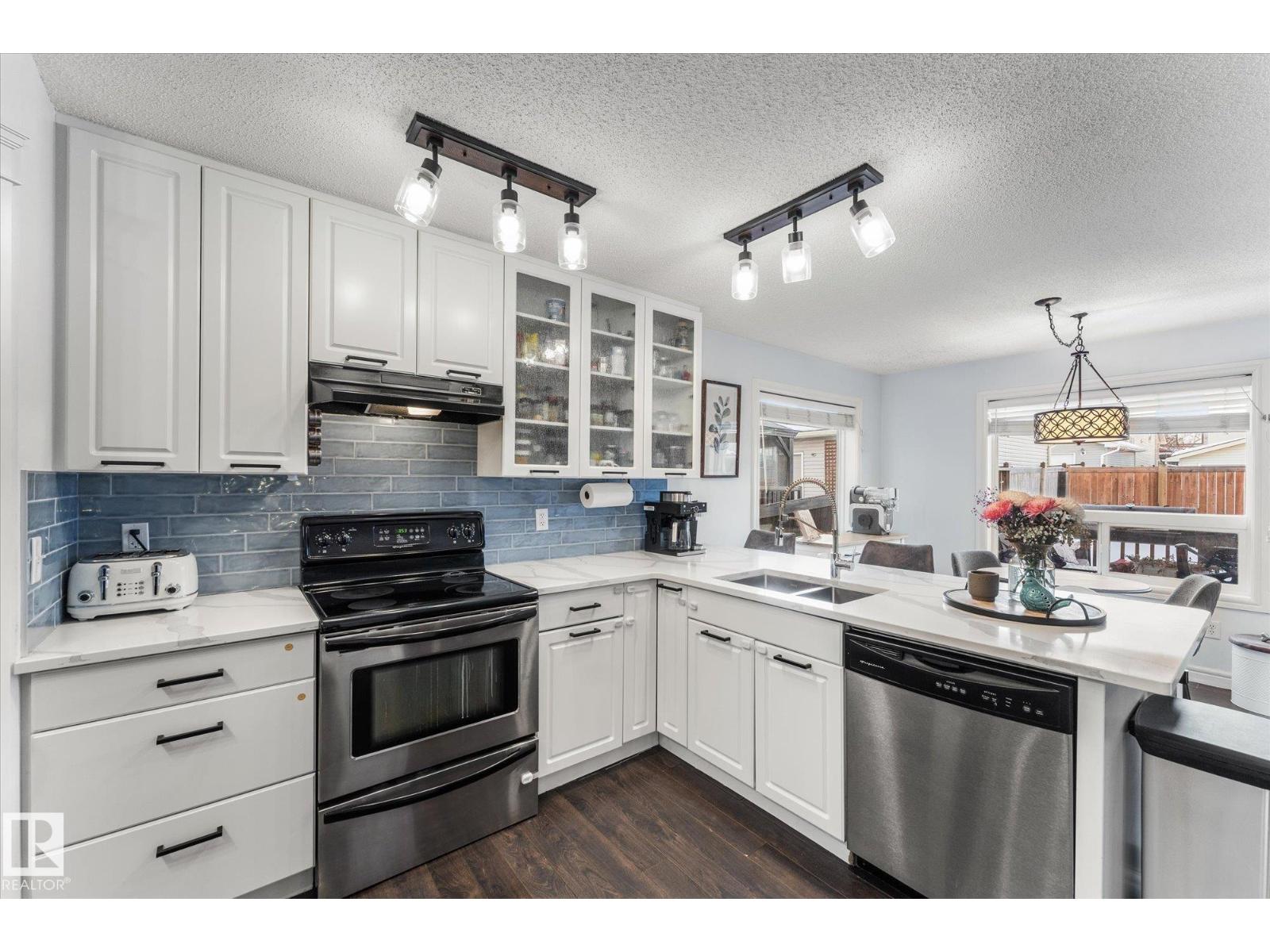 35 SPRUCE VILLAGE DR E, Spruce Grove