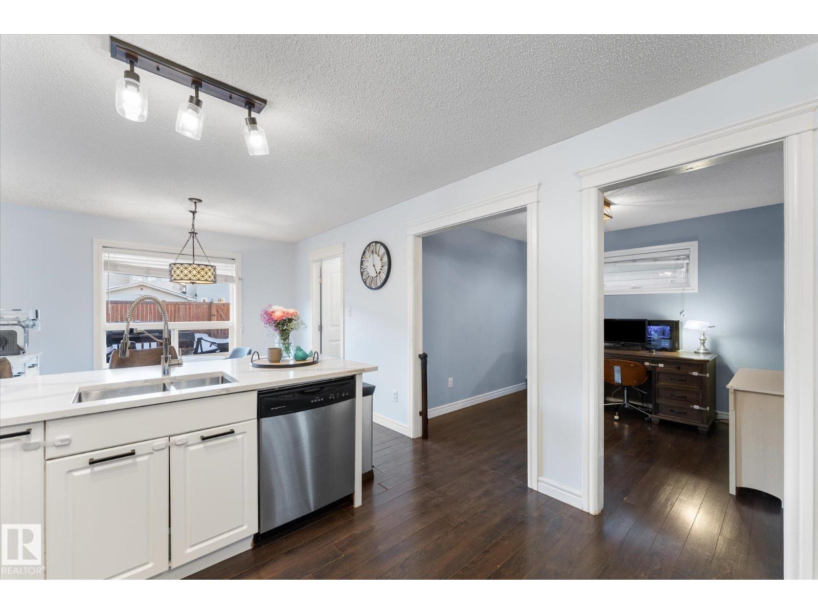 35 SPRUCE VILLAGE DR E, Spruce Grove